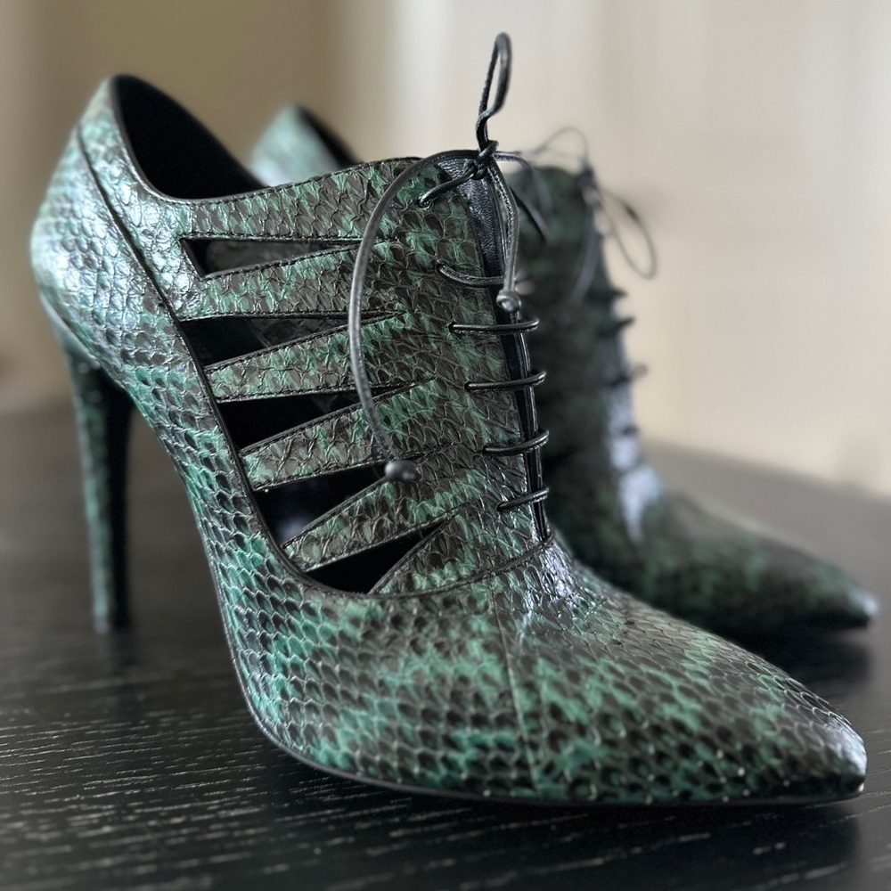 Bottega Veneta Teal Snake Lace-Up Heels